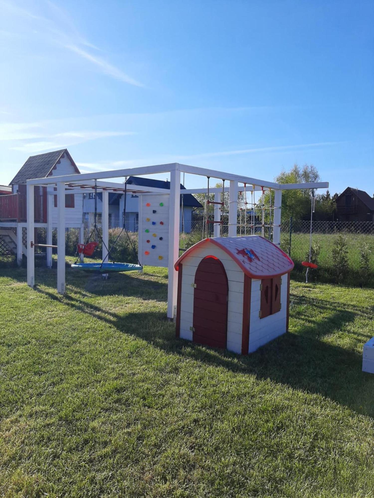 Osada Szwedzka Domek Plus Rusinowo  Esterno foto